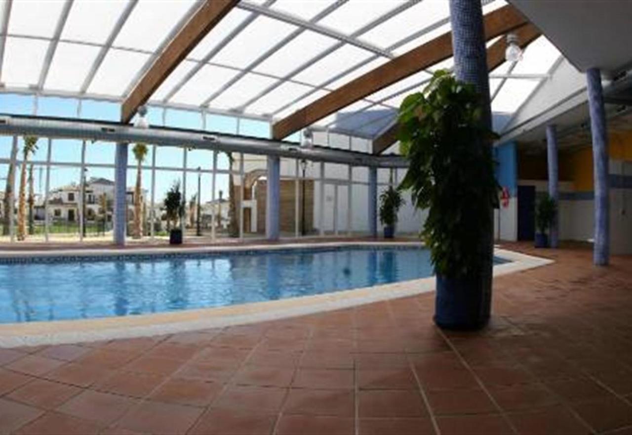 2 Bed Apartment With Pools And Spa Вера Экстерьер фото